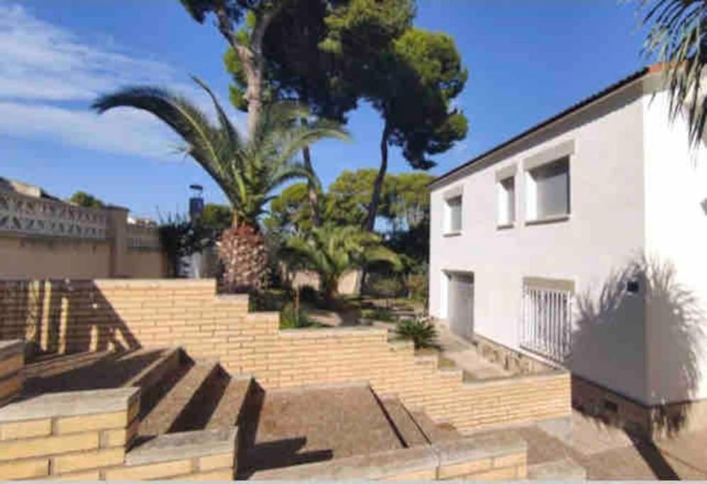 Casa La Pineda Salou, Playa Y Port Aventura Βίλα Εξωτερικό φωτογραφία